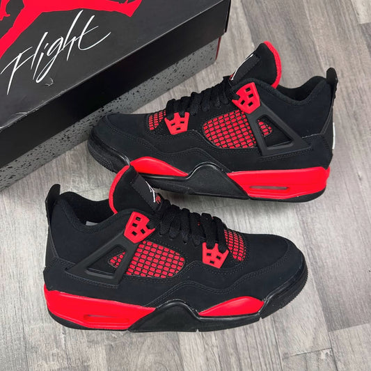 Air Jordan 4 Red thunder.