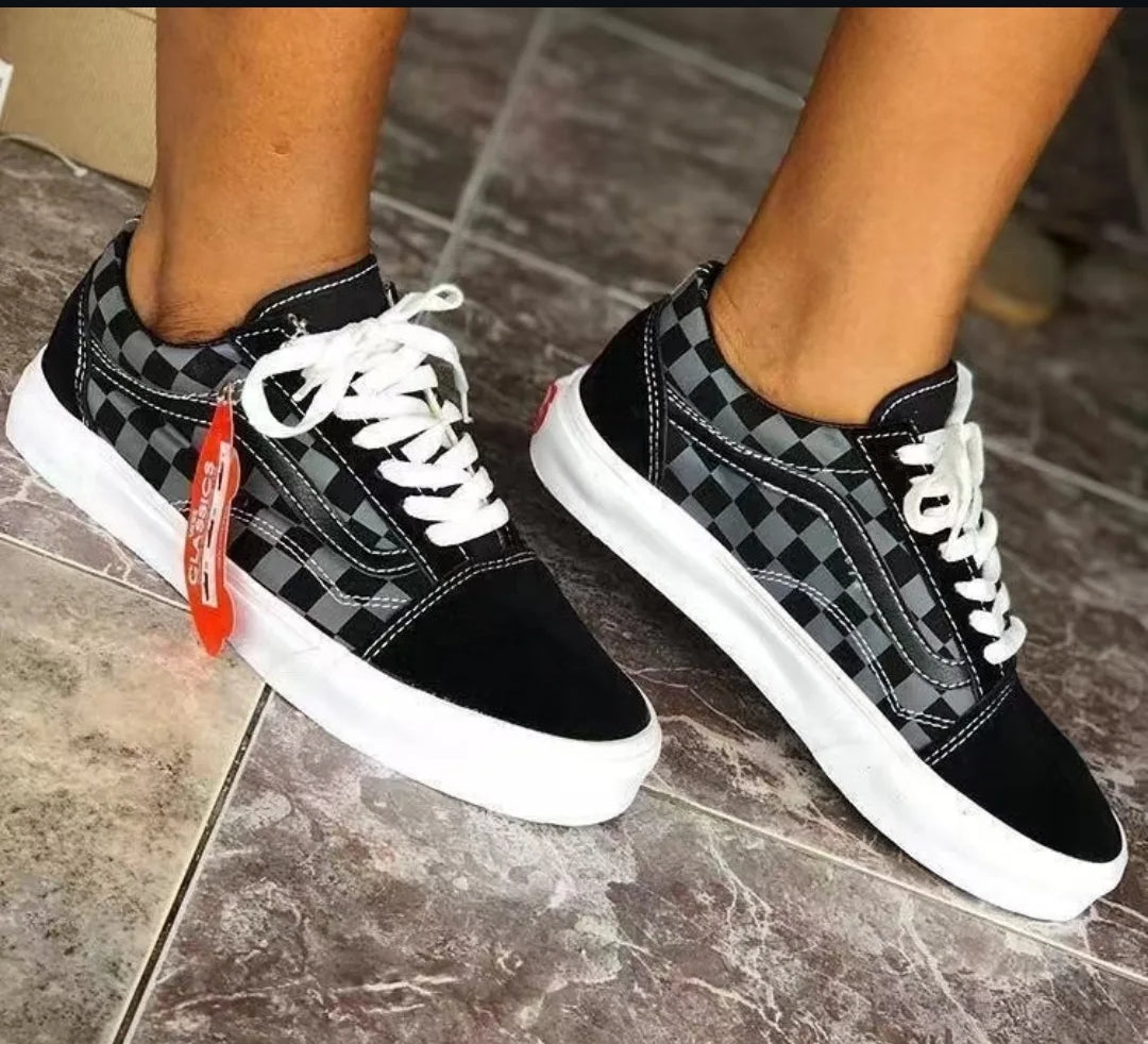 Vans Old Skool Grey & Black Checkerboard – Iconic Skater Energy, Modern Edge